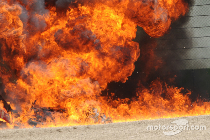 Eugene Laverty, Milwaukee Aprilia World Superbike Team bike on fire