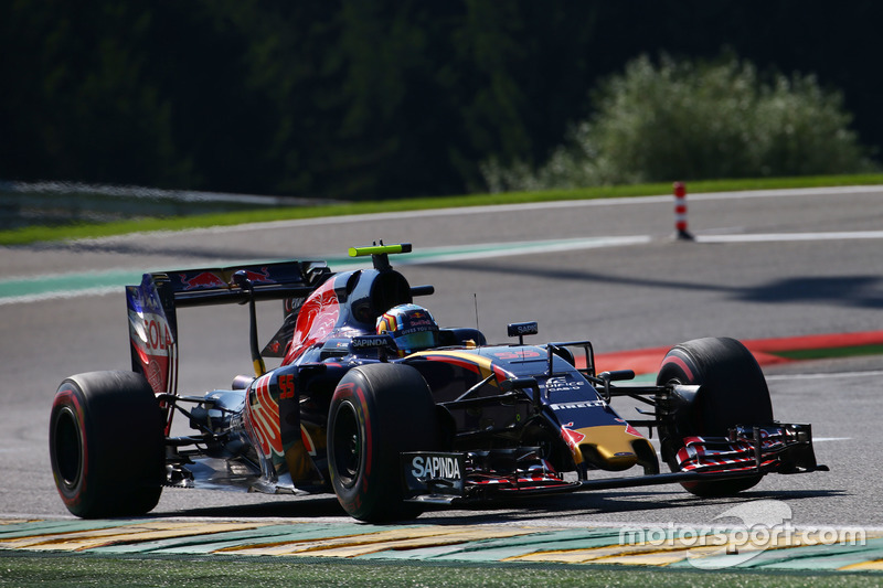 14. Carlos Sainz Jr., Scuderia Toro Rosso STR11