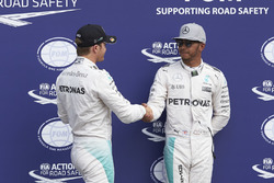 Polesitter Nico Rosberg, Mercedes AMG F1, tweede positie Lewis Hamilton, Mercedes AMG F1
