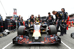 Max Verstappen, Red Bull Racing RB12 on the grid