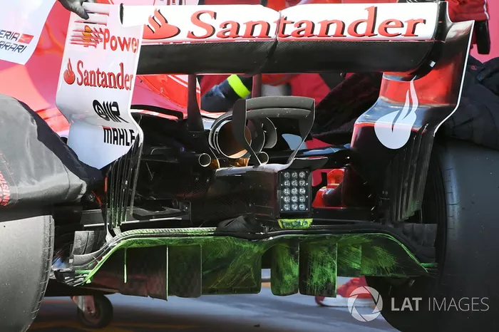 Charles Leclerc, Ferrari SF70H, aero paint on rear diffuser