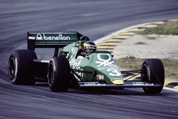 Мікеле Альборето, Tyrrell Racing 012 Ford