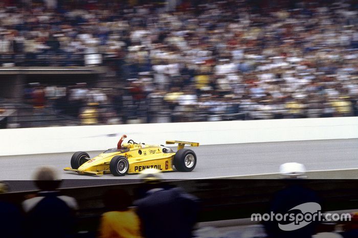 #68 Rick Mears 1984
