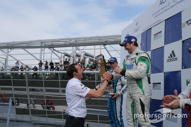 Gara 2 Trofeo Michelin: festa del podio