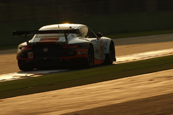 #86 Gulf Racing Porsche 911 RSR: Майкл Уэйнрайт, Адам Кэррол, Бен Баркер