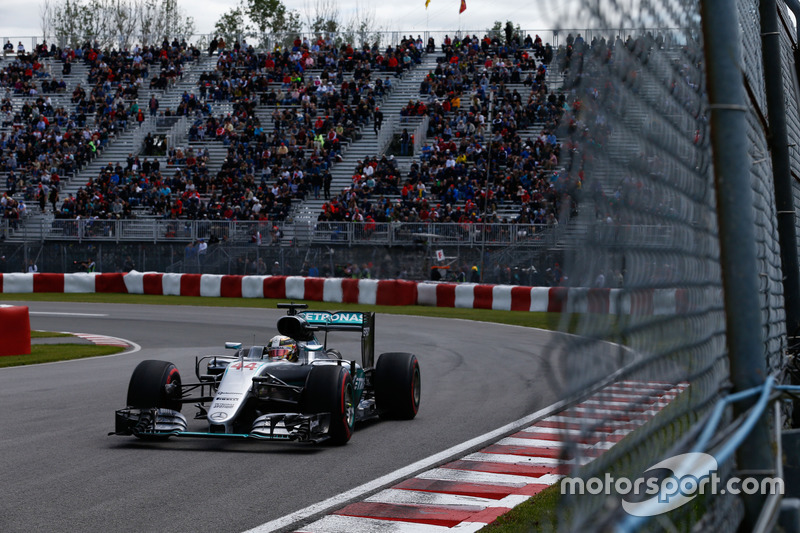 Lewis Hamilton, Mercedes AMG F1 W07 Hybrid