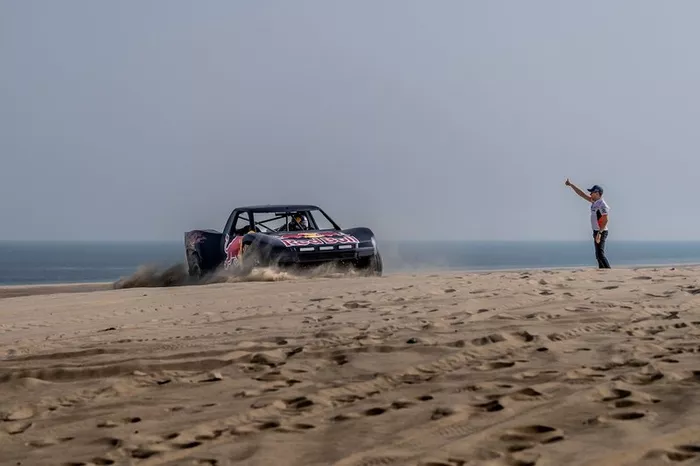Nasser Al Attiyah y Jorge Lorenzo