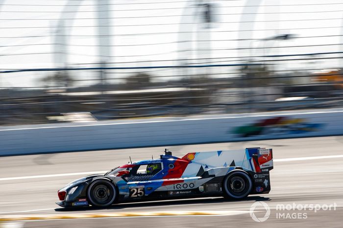 #25 BMW Team RLL BMW M Hybrid V8: Connor De Phillippi, Nick Yelloly, Sheldon van der Linde, Colton Herta