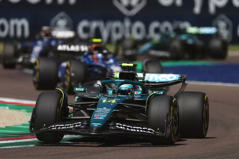 Fernando Alonso, Aston Martin Racing, Carlos Sainz, Williams