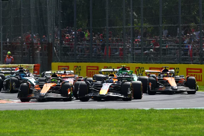 Lando Norris, McLaren, Max Verstappen, Red Bull Racing