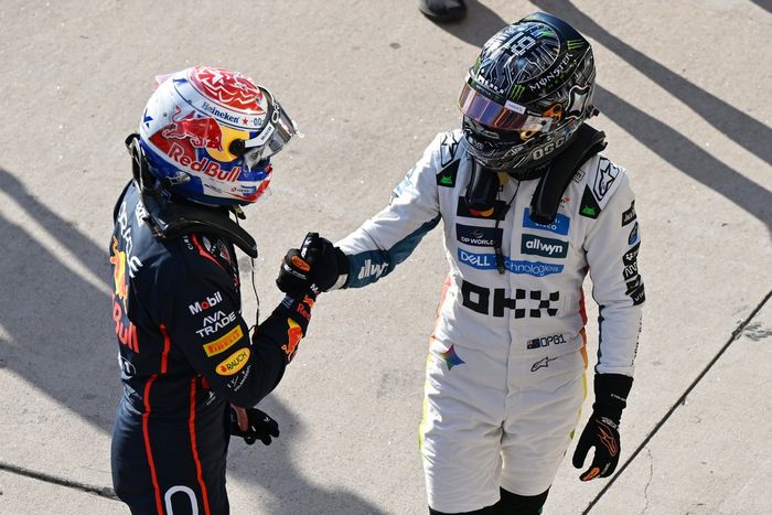 Oscar Piastri, McLaren, Max Verstappen, Red Bull Racing