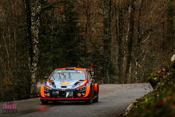 Oliver Solberg, Elliott Edmondson, Hyundai i20 N Rallly1