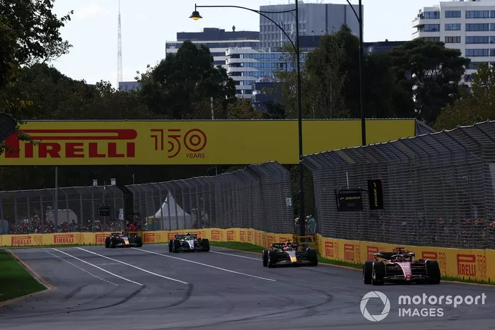 Charles Leclerc, Ferrari F1-75, Max Verstappen, Red Bull Racing RB18, Lewis Hamilton, Mercedes W13, Sergio Pérez, Red Bull Racing RB18
