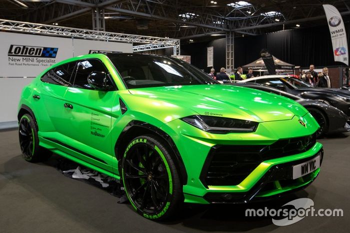 Lamborghini SUV