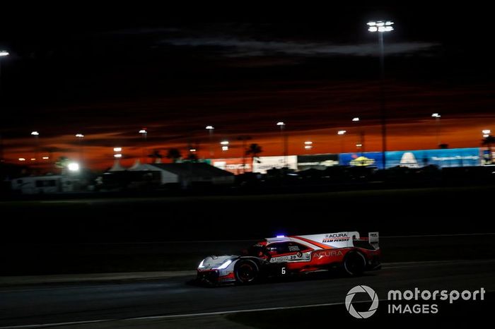 #6 Acura Team Penske Acura DPi, DPi: Juan Pablo Montoya, Dane Cameron, Simon Pagenaud#6 Acura Team Penske Acura DPi, DPi: Juan Pablo Montoya, Dane Cameron, Simon Pagenaud, sunrise