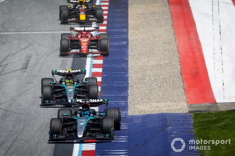 George Russell, Mercedes F1 W15, Lewis Hamilton, Mercedes F1 W15, Charles Leclerc, Ferrari SF-24, Sergio Perez, Red Bull Racing RB20