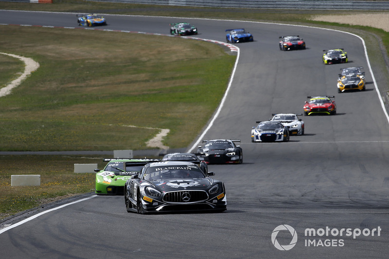 #90 Akka ASP Team Mercedes-AMG GT3: Jack Manchester, Nico Bastian