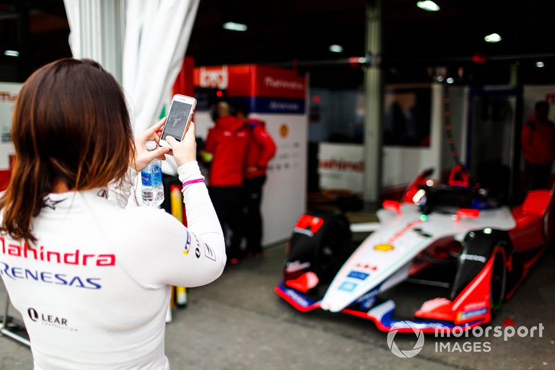Katherine Legge, Mahindra Racing