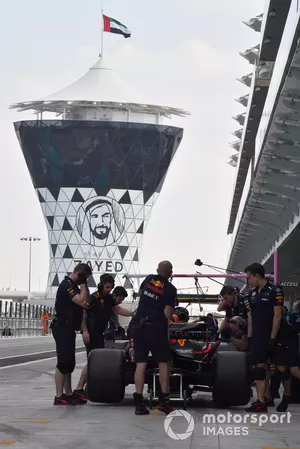 Max Verstappen, Red Bull Racing RB14 