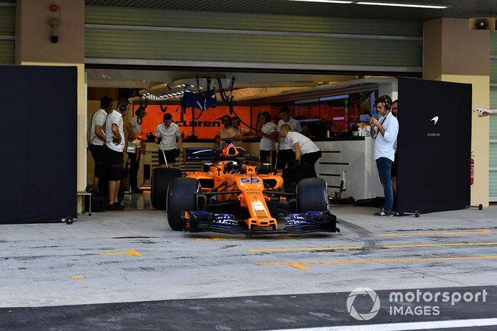 Carlos Sainz Jr., McLaren MCL33