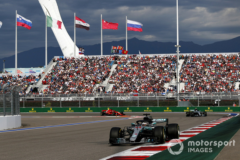 Mercedes-strateeg legt teamorder uit aan Bottas