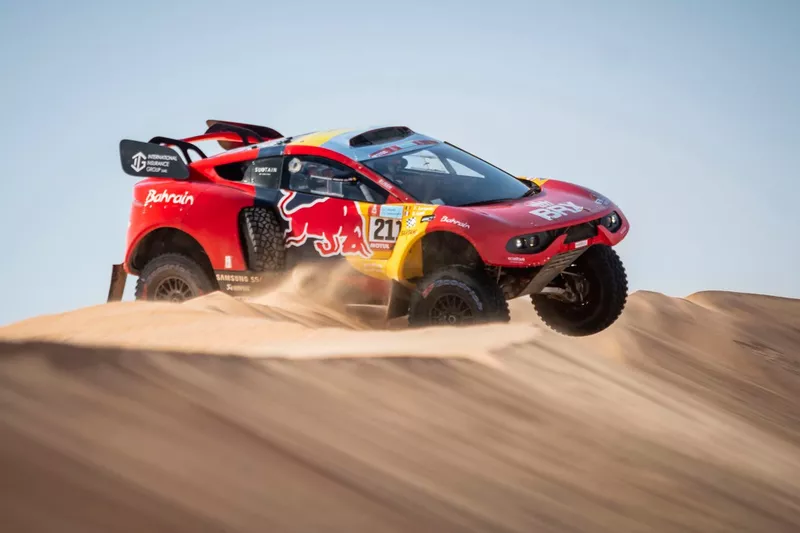 #211 Bahrain Raid Xtreme Prodrive: Sebastien Loeb, Fabian Lurquin