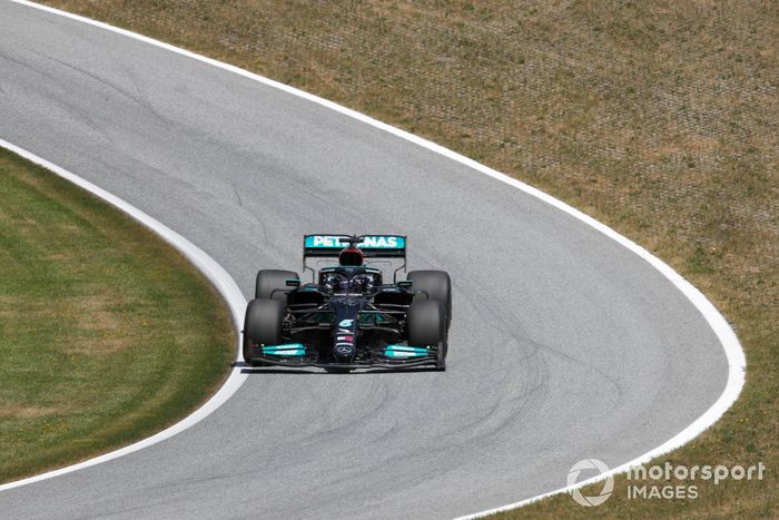 Lewis Hamilton, Mercedes W12