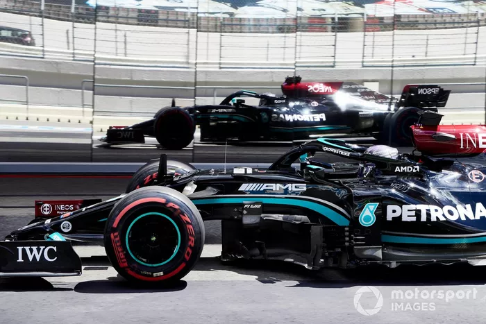 Lewis Hamilton, Mercedes W12