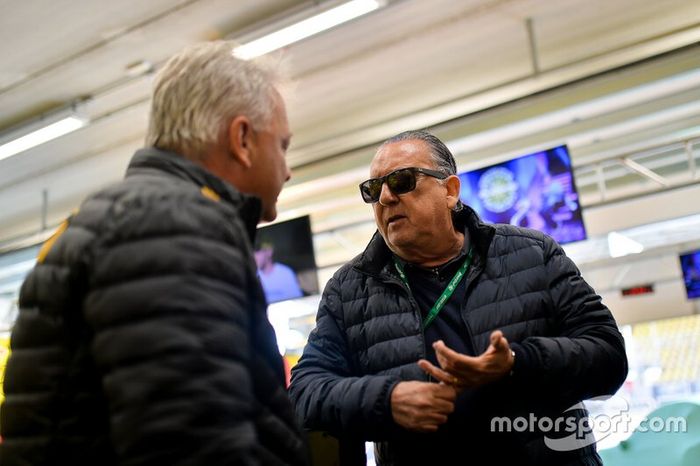 Galvão Bueno na Corrida do Milhão da Stock Car
