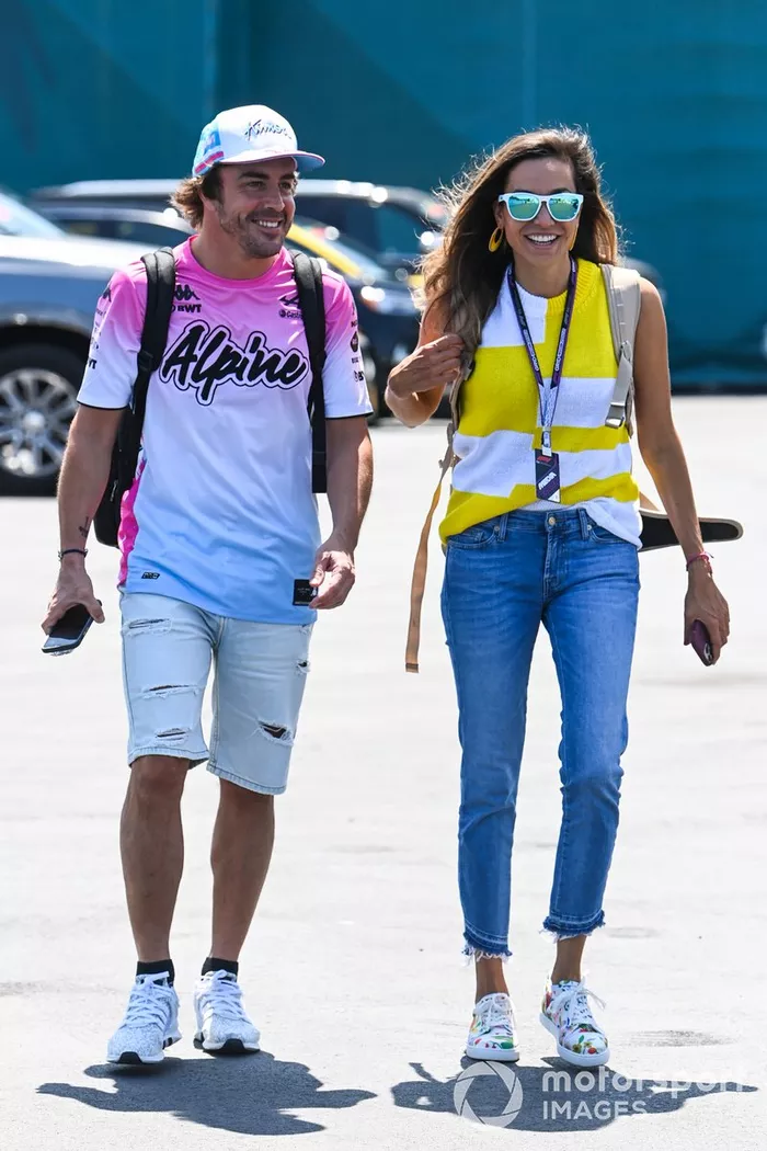 Fernando Alonso, Alpine F1 Team, novia Andrea Schlager