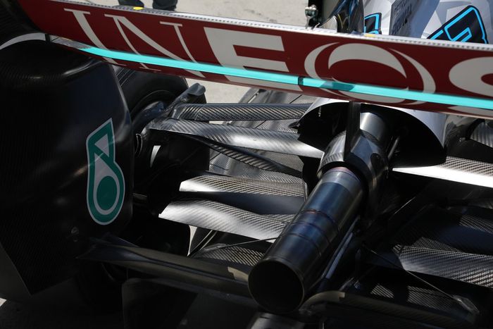 Detalle del difusor del Mercedes W13