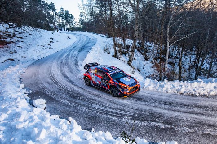 Pierre-Louis Loubet, Vincent Landais, Hyundai 2c Competition Hyundai i20 Coupe WRC