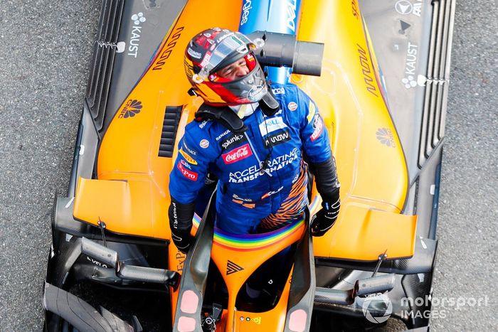 Carlos Sainz Jr., McLaren, 2nd position, celebrates on arrival in Parc Ferme