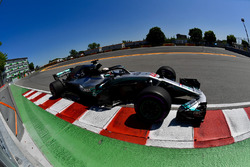 Льюис Хэмилтон, Mercedes AMG F1 W09