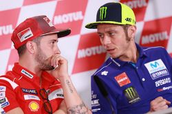 Andrea Dovizioso, Ducati Team, Valentino Rossi, Yamaha Factory Racing