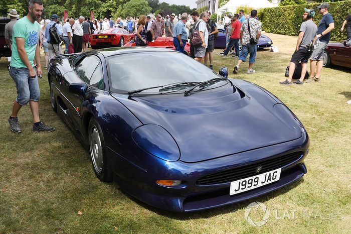 Don Laws Jaguar XJ220