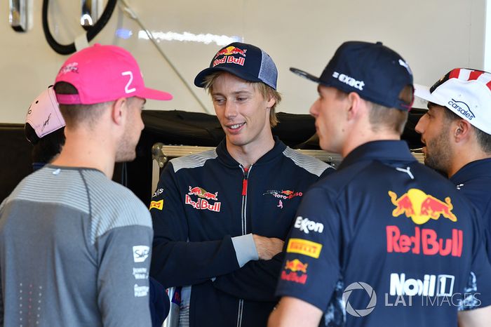 Stoffel Vandoorne, McLaren, Brendon Hartley, Scuderia Toro Rosso, Max Verstappen, Red Bull Racing y Daniel Ricciardo, Red Bull Racing