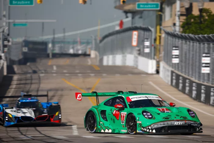 #77 AO Racing Porsche 911: Nick Tandy, Harry King
