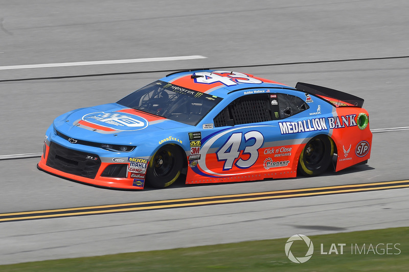 15. Darrell Wallace Jr., Richard Petty Motorsports, Chevrolet Camaro Petty's Garage / Medallion Bank