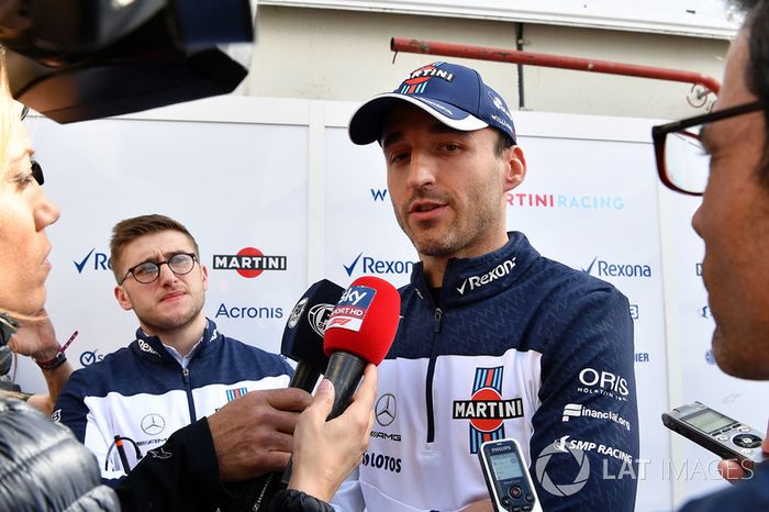Robert Kubica, Williams con los medios