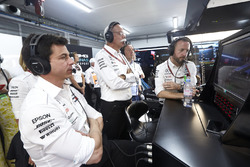 Toto Wolff, Executive Director (Business), Mercedes AMG, and Dr Dieter Zetsche, CEO, Mercedes Benz
