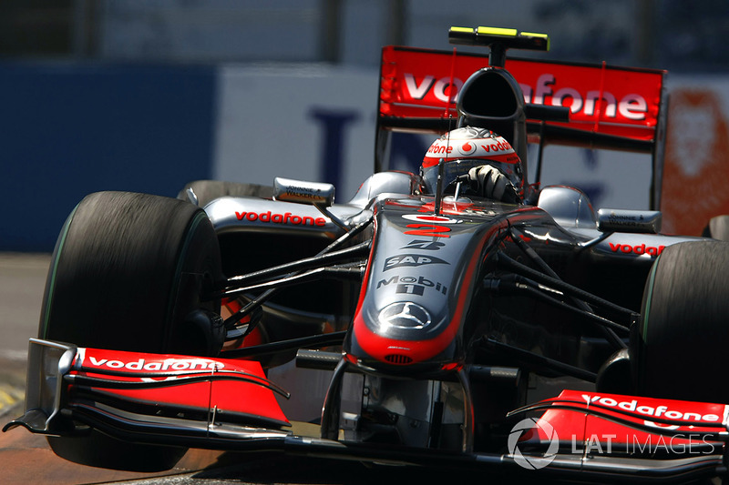 2009: McLaren MP4-24 Mercedes (две победы, 3-е место в КК)