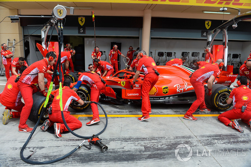 Essais d'arrêts au stand pour Ferrari