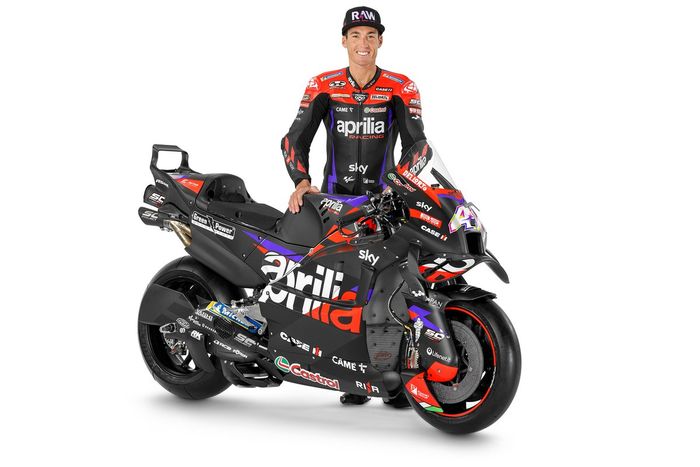 Aleix Espargaro, Aprilia Racing