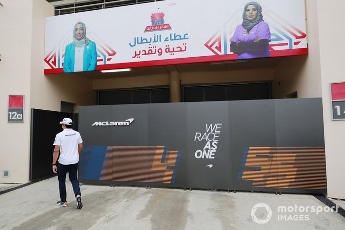 Carlos Sainz Jr., McLaren