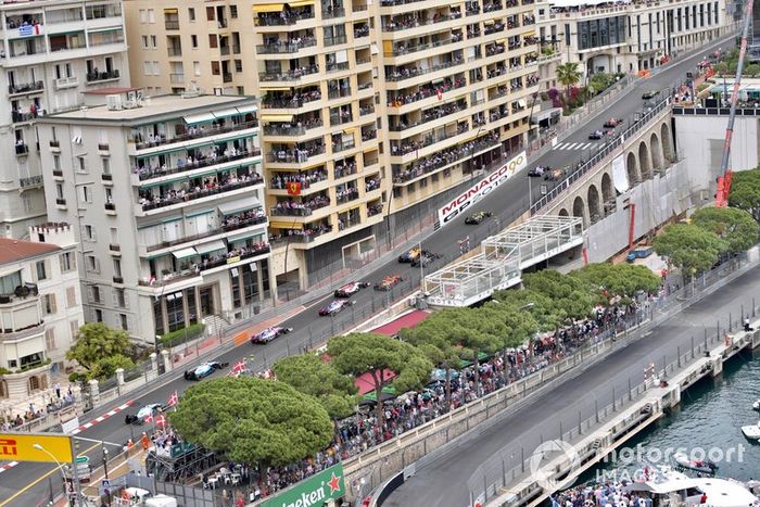 Pierre Gasly, Red Bull Racing RB15, Daniil Kvyat, Toro Rosso STR14, Carlos Sainz Jr., McLaren MCL34, Alexander Albon, Toro Rosso STR14, Nico Hulkenberg, Renault R.S. 19, Lando Norris, McLaren MCL34, Romain Grosjean, Haas F1 Team VF-19