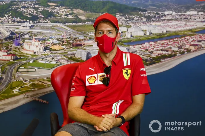 Sebastian Vettel, Ferrari en la conferencia de prensa