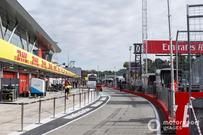 Vista del pitlane