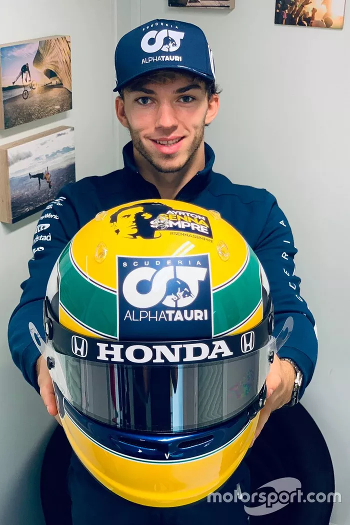 Pierre Gasly, Alpha Tauri with his Senna livery helmet