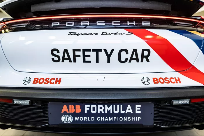 Porsche Taycan, Safety Car